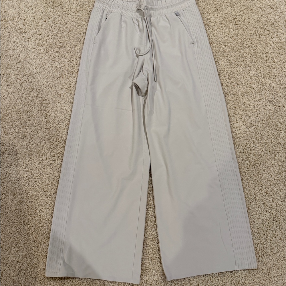 Athleta Tall ankle length Wide-Leg Drawstring Pants